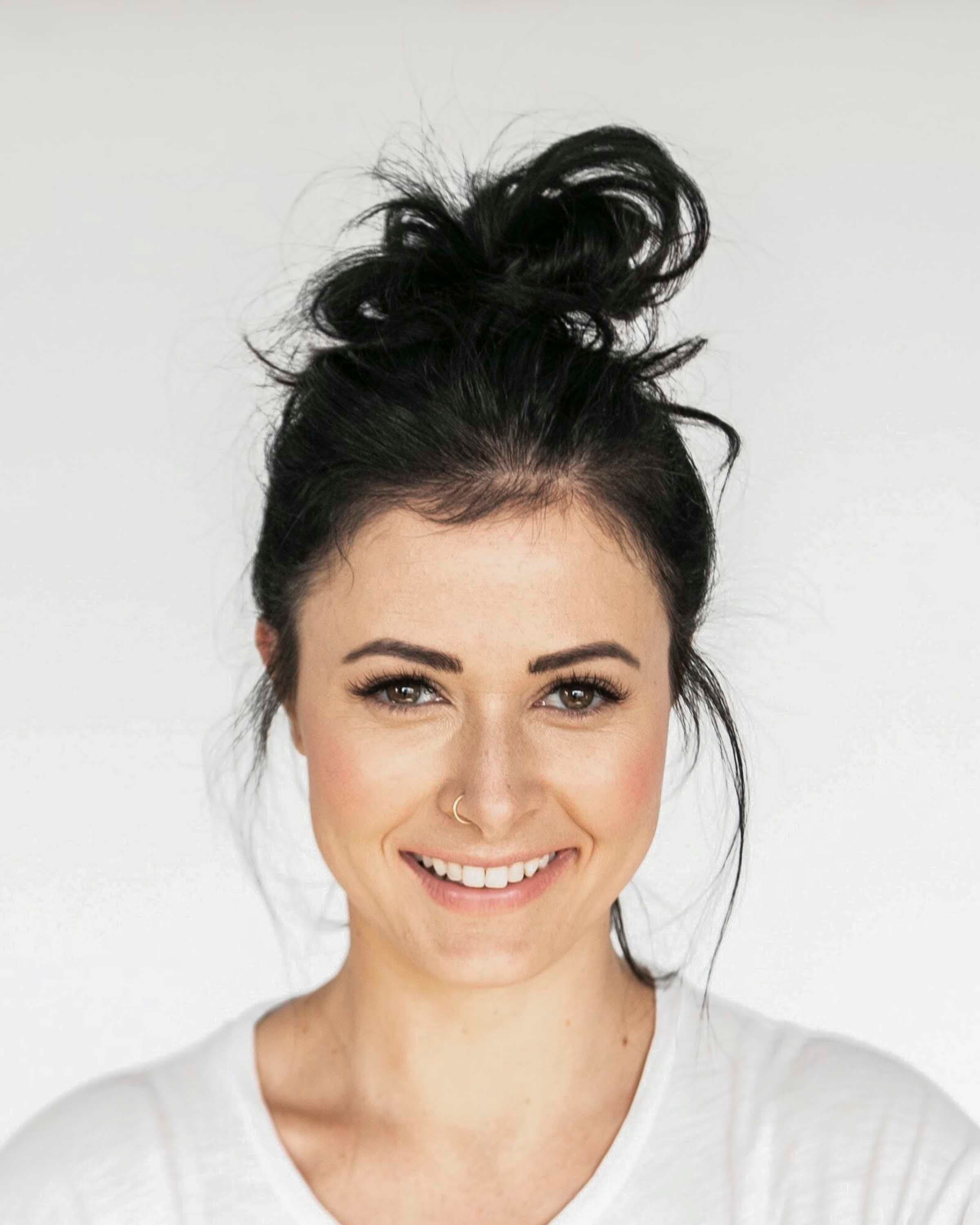 Mia Sora — Makeup Artist